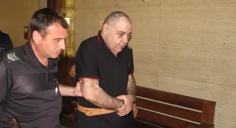 Единият от задържаните за убийството на Ери поиска да го пуснат вкъщи - стоял цели пет месеца в ареста