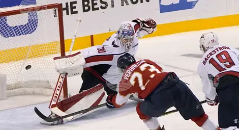 Флорида навакса три гола пасив и поведе в серията срещу Вашингтон, Верхег с пет точки в мача