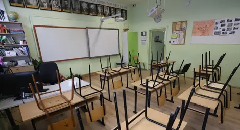 СЗО: Дългото затваряне на училищата застрашава децата СЗО: Дългото затваряне на училищата застрашава децата