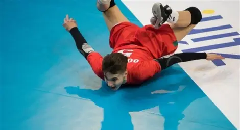 Правата на волейболния национал Симеон Добрев продължават да са на русенски адрес