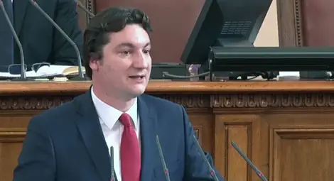 БСП безрезервно гласува вот на доверие на Крум Зарков