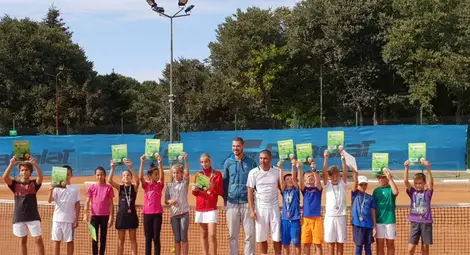 Две титли и бронз за тениса в &bdquo;Приста&ldquo;