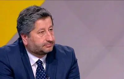 Христо Иванов за ареста на Борисов: Казусът се замита под килима Христо Иванов за ареста на Борисов: Казусът се замита под килима