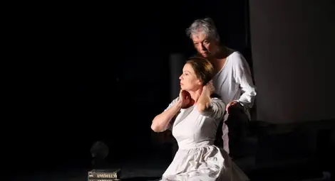 Представят &bdquo;Бяло върху бяло&ldquo; в белите нощи на Петербург