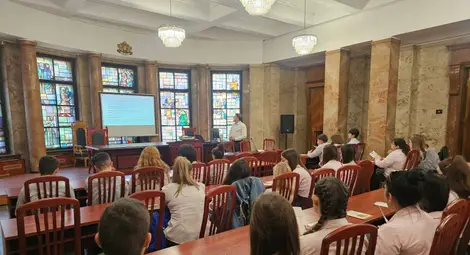 Ученици от Русе се запознаха с детското правосъдие и последиците от агресията