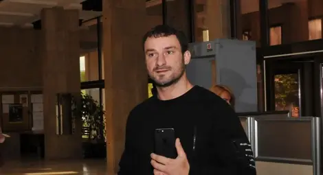 Простреляха в Бургас "ловеца на бежанци" Перата