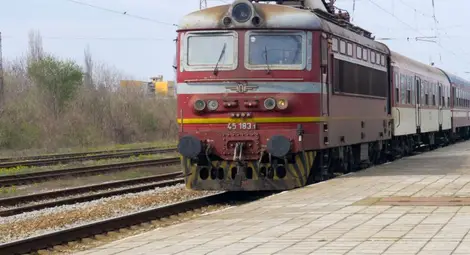 Нова паралелка след 7 клас ще обучава локомотивни машинисти