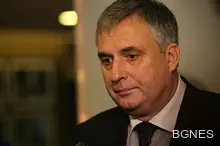 Калфин: Така просто не може да се работи