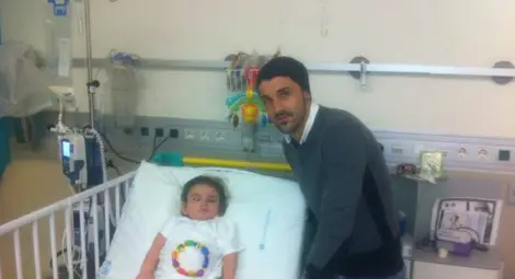 Томи се подобрява с помощта на дарители