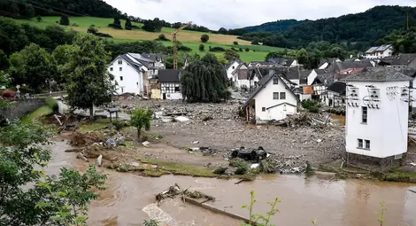 Европа поразена от смъртоносни наводнения, 42 са жертвите в Германия
