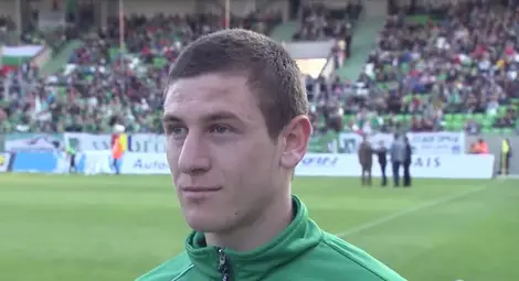 Инцидент с Емин Ахмед изправи косите на футболисти и треньори