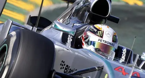 Болидите на "Мерцедес" доминираха в свободната тренировка преди Гран при на Германия