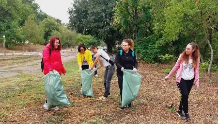 Областната управа отново е водещ партньор на кампанията „Да изчистим България заедно“ в Русенско Областната управа отново е водещ партньор на кампанията „Да изчистим България заедно“ в Русенско