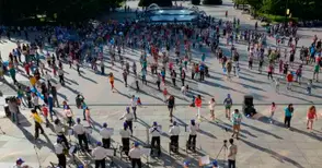 Танцьори посветиха флашмоб  на дунавския километър 495