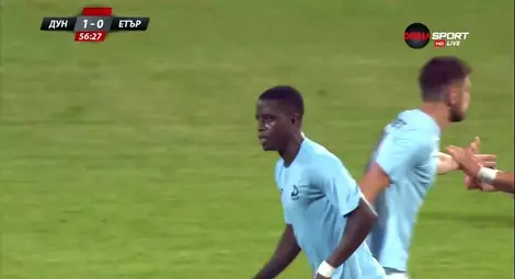 Сенегалецът ритна трудовата си  книжка и по дисциплинарна линия