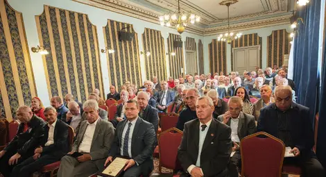 Кметът на Русе Пенчо Милков бе отличен с почетна грамота от Столичната организация на запасното войнство