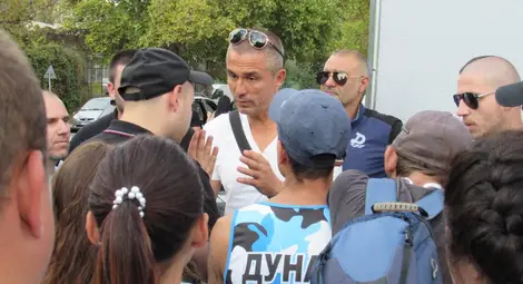 Д-р Сименов обеща на феновете, че ще каже повече на пресконференция в близките дни. 		   Снимка: Русе Медиa