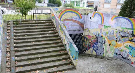 Подлезът при Математическата гимназия е един от най-старите недовършени обекти в Русе. Снимки: Община Русе и архив