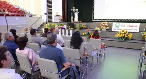 Нови сортове пшеница и грозде пазят старата слава на &bdquo;Образцов чифлик&ldquo;