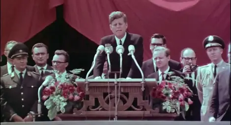 Берлинчанинът Джон Кенеди