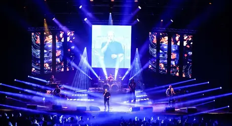 „Ахат“ се присъединяват към голямото турне на Б.Т.Р. в България „Ахат“ се присъединяват към голямото турне на Б.Т.Р. в България