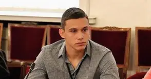 Студент по право спечели място  в европрограмата „Млади политици“