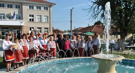 Поли Паскова и Николай Славеев гостуват на &bdquo;Сандрово пее и танцува&ldquo;