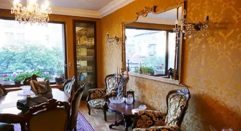 В дома на арестувания съдия – лукс, кич и 35 хил. лева в брой В дома на арестувания съдия – лукс, кич и 35 хил. лева в брой