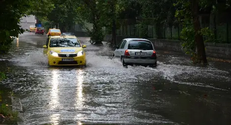 7 литра дъжд на квадратен метър се изляха днес следобед в Русе