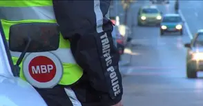 Двама братя наддавали в опит да подкупят пътни полицаи