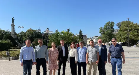 Кандидатът за кмет на ПП-ДБ Рена Стефанова: Русе заслужава повече Кандидатът за кмет на ПП-ДБ Рена Стефанова: Русе заслужава повече