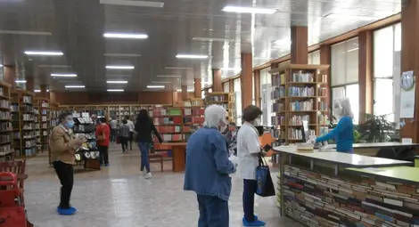 Закопнели да четат хора извиха опашки в Регионалната библиотека