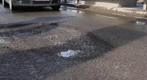 До няколко дни дупките в неремонтирания все още участък  на Дунав мост при Русе ще бъдат запълнени