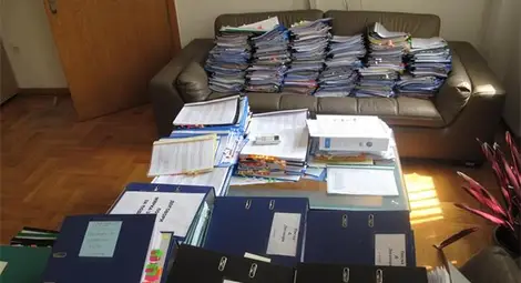 Потресаващи гледки посрещнали комисията, която проверява "земеделското семейство" във фонд "Земеделие" Потресаващи гледки посрещнали комисията, която проверява "земеделското семейство" във фонд "Земеделие"