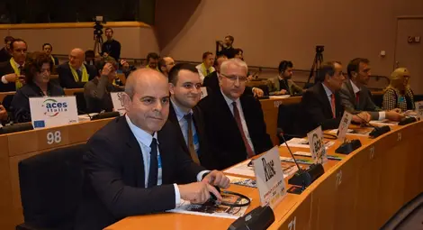 Стоилов развя в Брюксел знамето на Русе - Европейския град на спорта