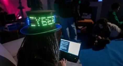 Експертите по киберсигурност алармират: Хакери използват пандемията от коронавирус, за да заблудят и атакуват Експертите по киберсигурност алармират: Хакери използват пандемията от коронавирус, за да заблудят и атакуват