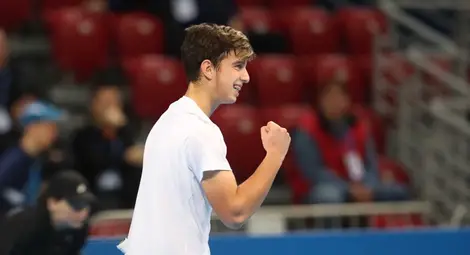 Адриан Андреев е осминафиналист в Париж