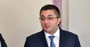 Нанков: В два от трите варианта за нови райони Русе остава административен център