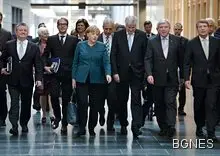 Меркел започна разговори в търсене на коалиция