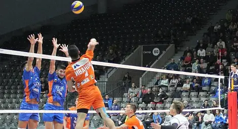 Волейболният „Дунав“ се връща към синьото след два сезона в оранжево Волейболният „Дунав“ се връща към синьото след два сезона в оранжево