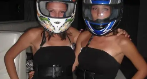 Яница и Виолета са загиналите близначки в касапницата в Стамболийски