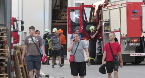 Техническа неизправност изпепели тапицерския цех на &bdquo;Стефани стил&ldquo;