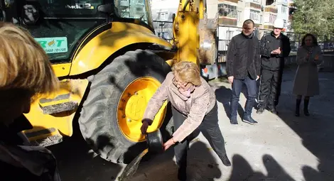 По стара традиция в &bdquo;Пинокио 1&ldquo; беше лиснато менче с вода.