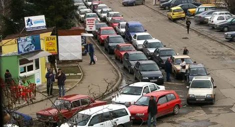 Честито, шофьори! Пак сменяме регистрационните номера на колите