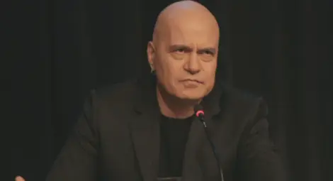 Трифонов: "Национална полиция" се интересува от книгата на Петър Илиев - това е поръчка, която цели да уязви мен