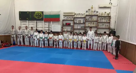 Кметът Пенчо Милков награди заслужили състезатели по джу-джицу