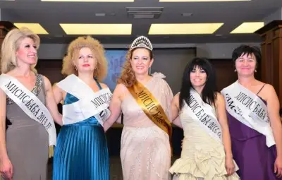 Избират Мисис Баба на България и Баба на Вселената