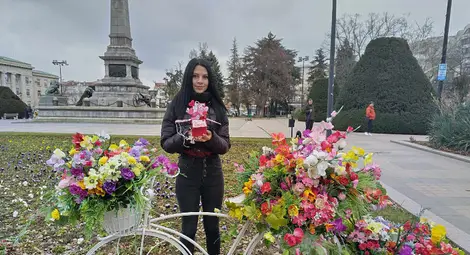 Валентинката на победителката в конкурса на "Дунавско сияние" изработена с техники от полиграфията