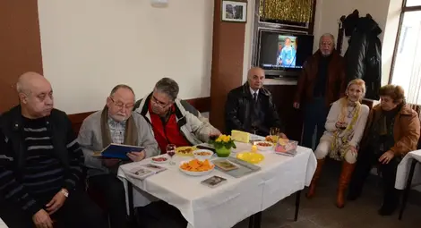 Приятели си спомниха с усмивка за неповторимия Тановски-Лъва Приятели си спомниха с усмивка за неповторимия Тановски-Лъва