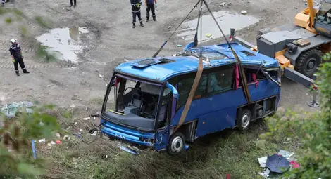 Жертвите на катастрофата край Своге станаха 19